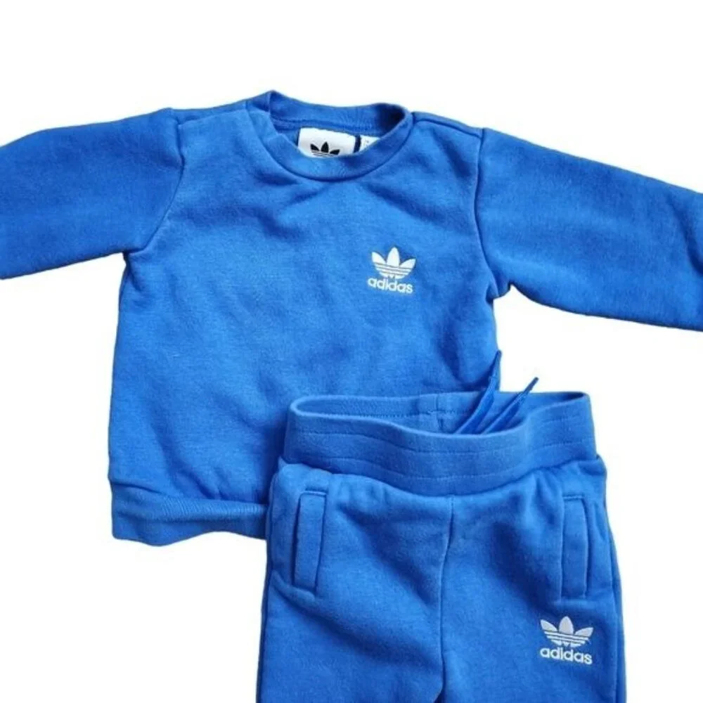 ADIDAS sweatsuit in blue / white size 3-6 Months